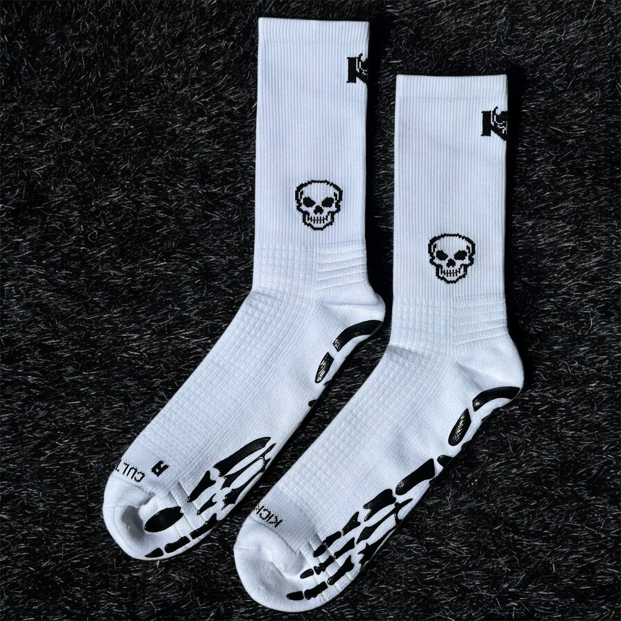 WHITE GRIP SOCKS